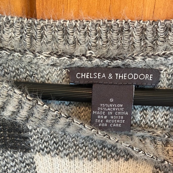 Chelsea & Theodore Buffalo Check Eyelash Sweater - Picture 3 of 10